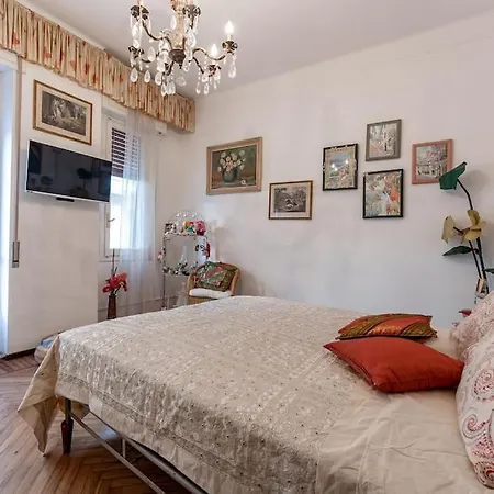 アパート Casa Armoniavia Martiri Della Liberta 161