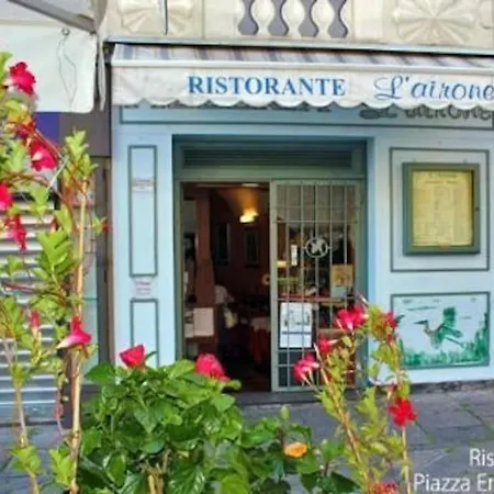 Casa Armoniavia Martiri Della Liberta 161 アパート サンレモ
